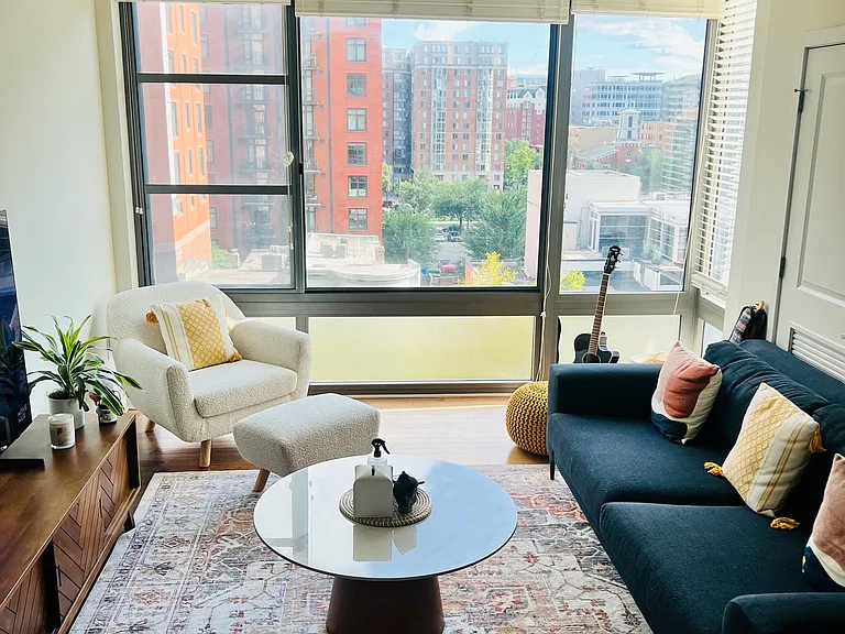 475 K St NW #617 — Photo 2