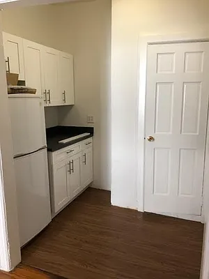 Rented by Mason Group LLC | media 18