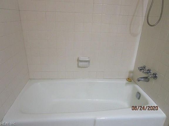 2nd image of 119 Mann Dr