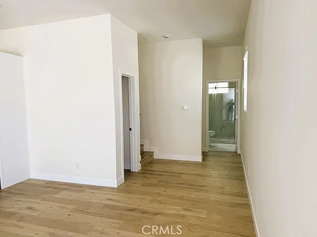 6849 1/2 De Celis Pl — Photo 3