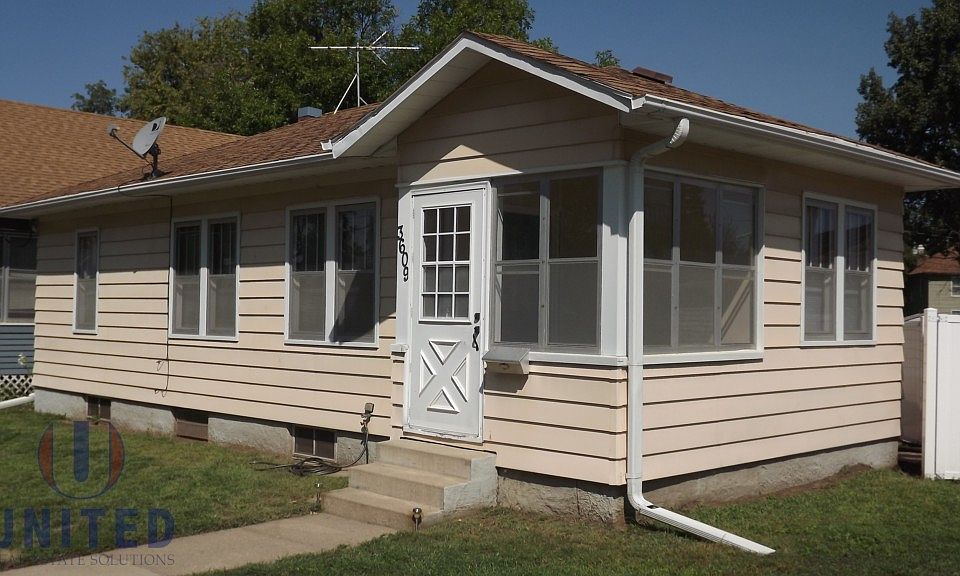 1st image of 3609 Claude Ave