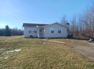 4040 Wellman Line Rd, Jeddo, MI 48032