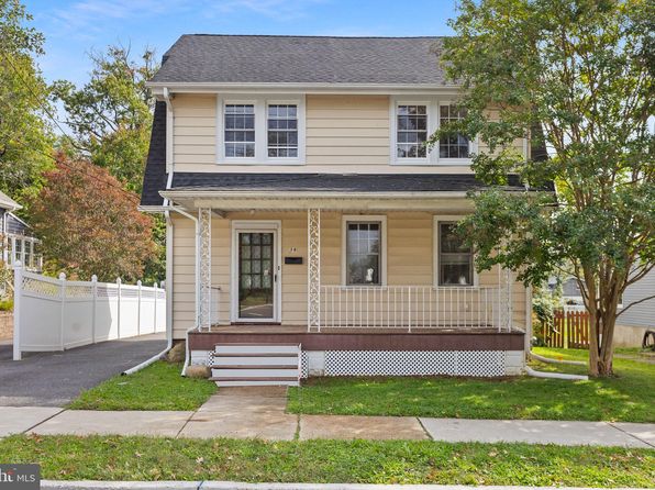 58 E Union St