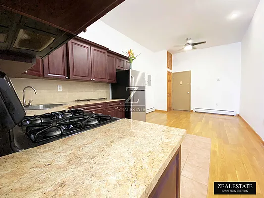 Rented by ZealEstate Group Inc | media 44