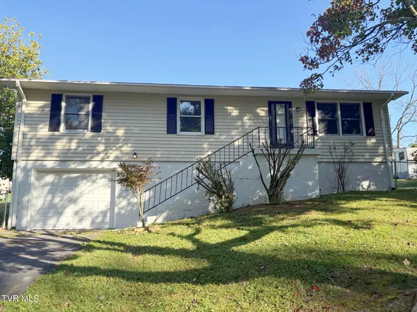 245 Mumpower Dr, Bristol, VA 24201