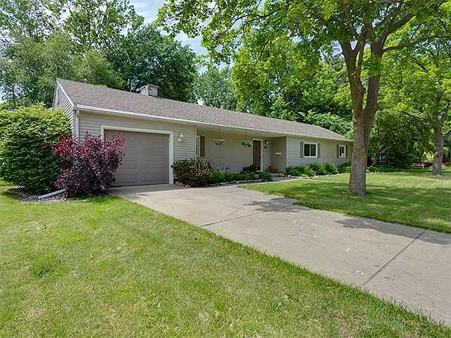 1st image of 667 E Cornell Ave