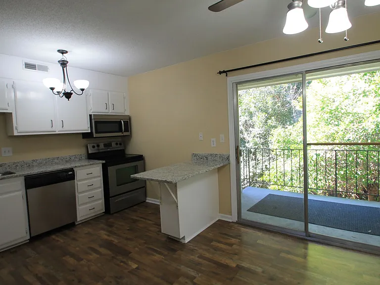 1792G Ebenezer Rd — Photo 3