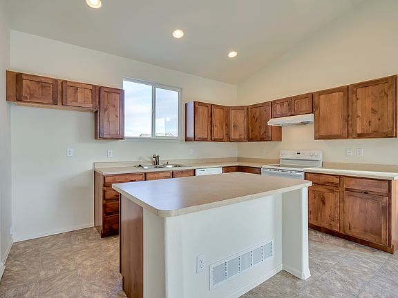 5th image of 451 Kit Carson Ave #Ubz4ia