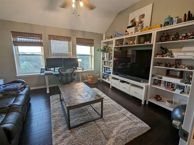 10000 Planters Woods Dr — Photo 8