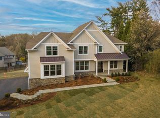 139 Clover Hill Ln, Wayne, PA 19087