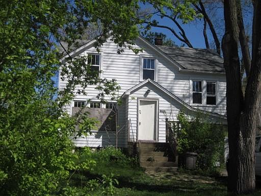 1st image of 10018 Rosemont St