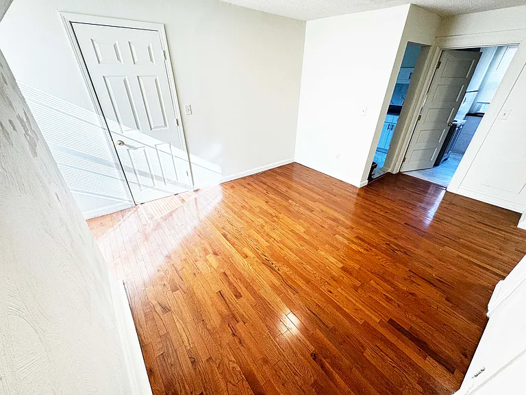 5501 Black St #3 — Photo 13