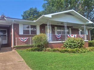 1123 W College Ave, Harrison, AR 72601