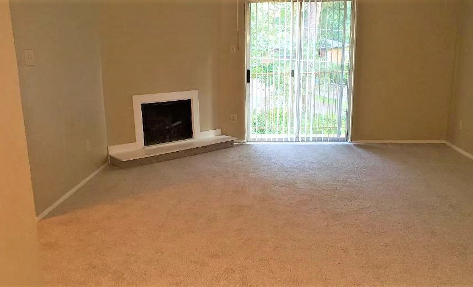 438 - Willow Lake — Photo 4