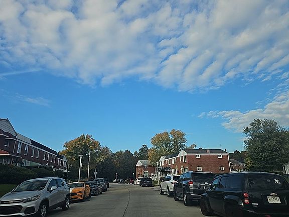 5th image of 5825 Waycross Rd