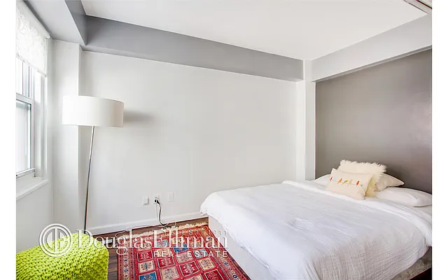 Rented by Douglas Elliman | media 39