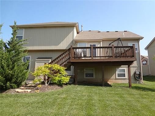 5th image of 1321 Honeysuckle Ct