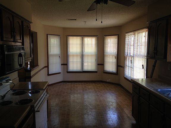 5th image of 6555 Birch Walk Dr