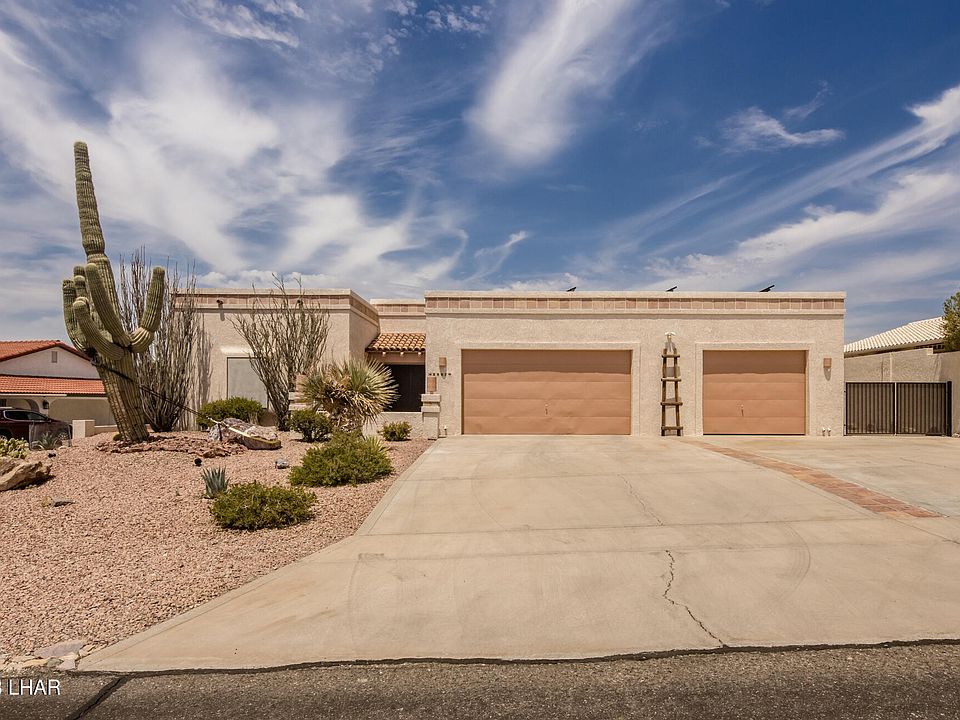 1st image of 3867 Whaler Dr