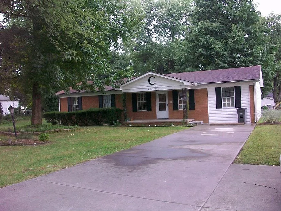 201 Lafferty Dr photo 1