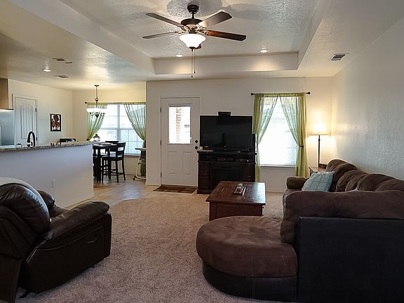 5th image of 1021 Stanton Pl