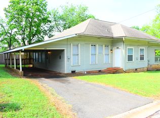 123 Upton St, Nacogdoches, TX 75965