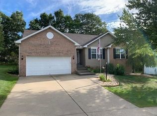 927 Whitewater Dr, Mars, PA 16046