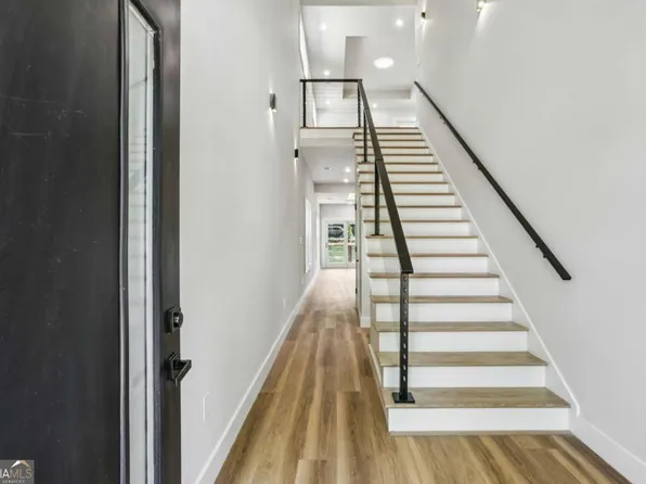 1312 Pine Ave, East Pt, GA 30344