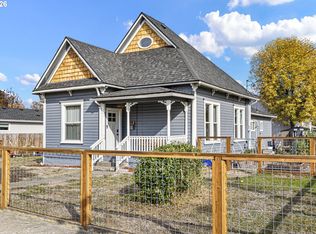 174 SE Mosher Ave, Roseburg, OR 97470