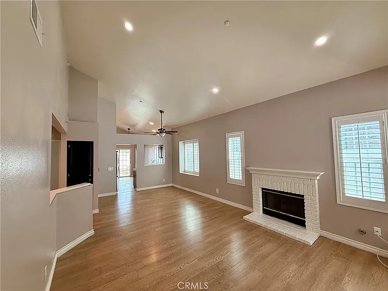 16206 Valleyvale Dr — Photo 3
