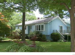 22 Fanton Rd, Danbury, CT 06811