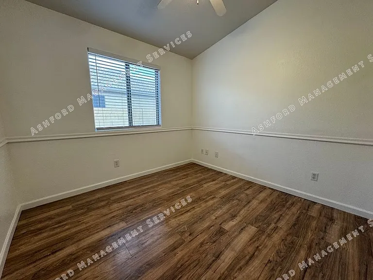 15154 W Fillmore St — Photo 15