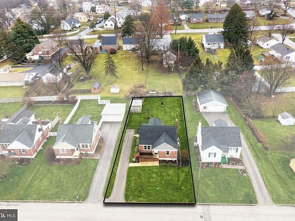 5th image of 2180 Hess Rd