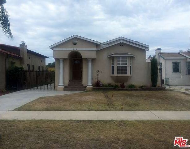 1st image of 1946 W 83rd St
