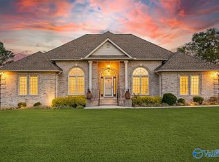 3406 Little Dr SW, Hartselle, AL 35640