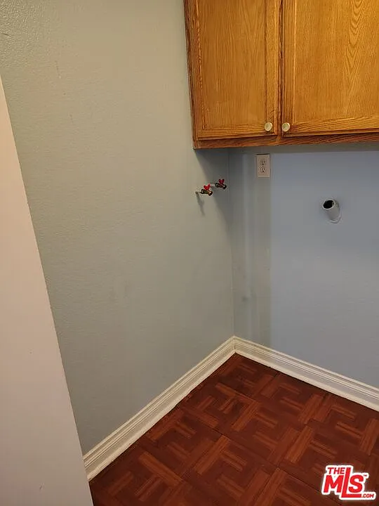 3 bed, 2.0 bath, 1197 sqft, $2,999 — Photo 2