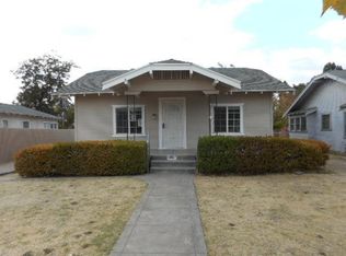1027 N Adoline Ave, Fresno, CA 93728