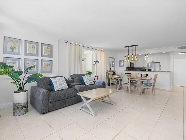 3505 S Ocean Dr #1221 — Photo 7