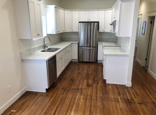 1081 Newport Ave, Long Beach, CA 90804