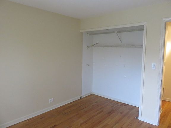 5th image of 996 Butter Creek Ct #996