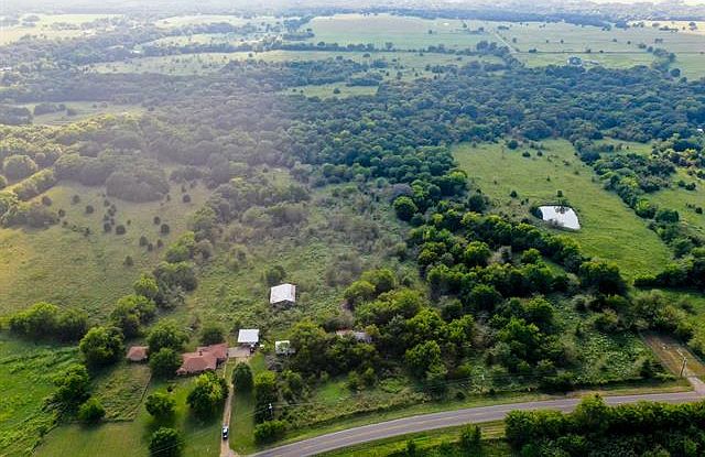 1st image of 1778 Farm Road 275 S