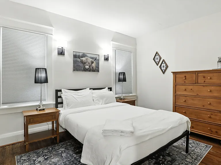 140 Commonwealth Ave — Photo 11