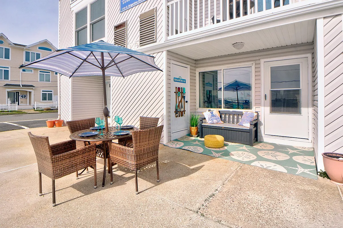 Building Photo - 1101 E Brigantine Ave #2