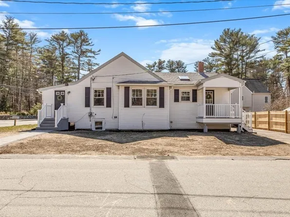 948 Monponsett St, Hanson, MA 02341