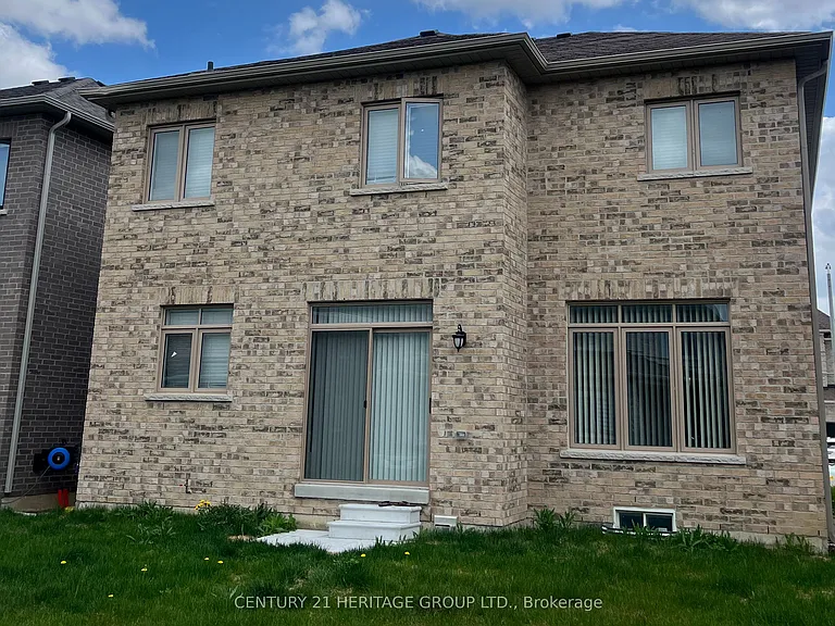 181 Ferragine Cres — Photo 10