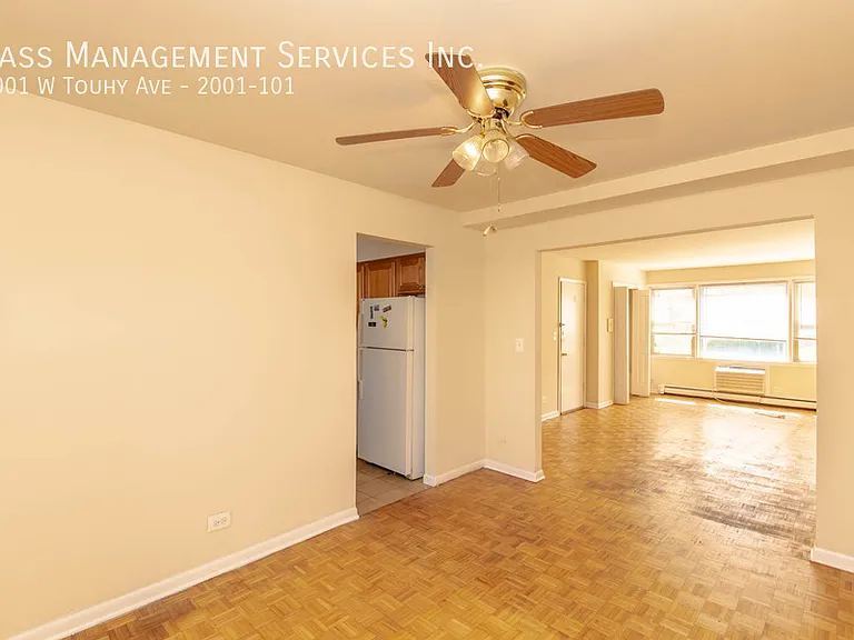 2001 W Touhy Ave #101 — Photo 2