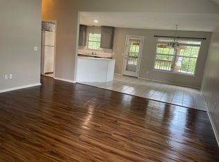 1482 Fredonia St, Springdale, AR 72762