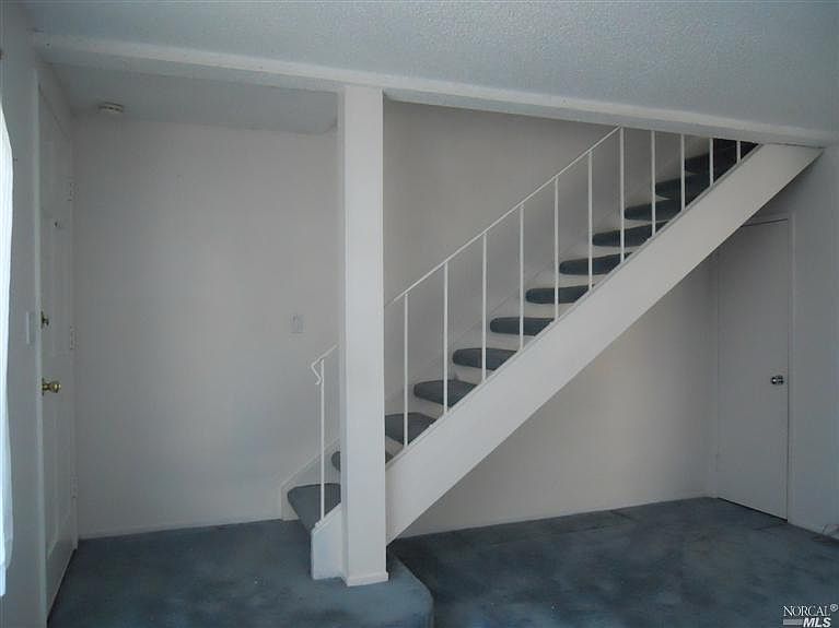 2nd image of 600 Fairhaven Way