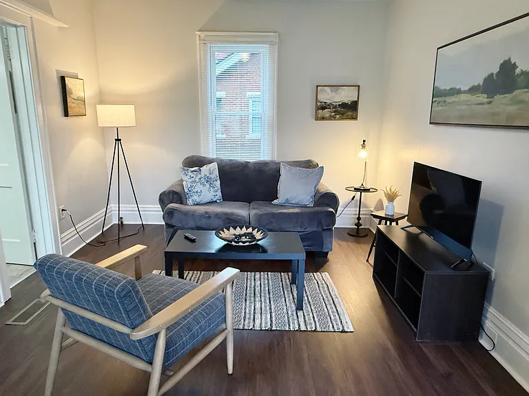 1032 12th Ave #4 — Photo 3
