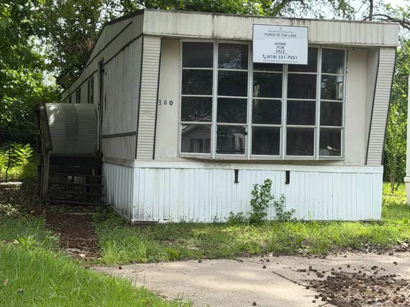 3120 W Chain Of Rocks Rd #300, Granite City, IL 62040